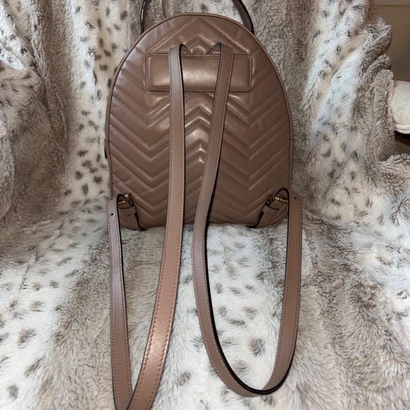 Gucci GG Marmont Backpack Matelasse Pink/Taupe - Picture 2 of 9